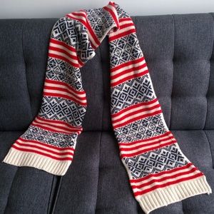 Gap Women Lamb Wool Scarf Shawl Long 74" One Sze